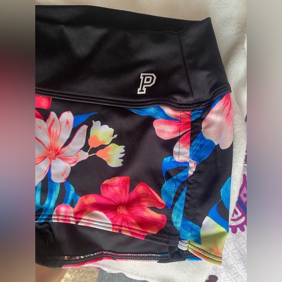 Victoria Secret PINK Tropical Print swimsuit/workout 2 Piece Set - Picture 2 of 4